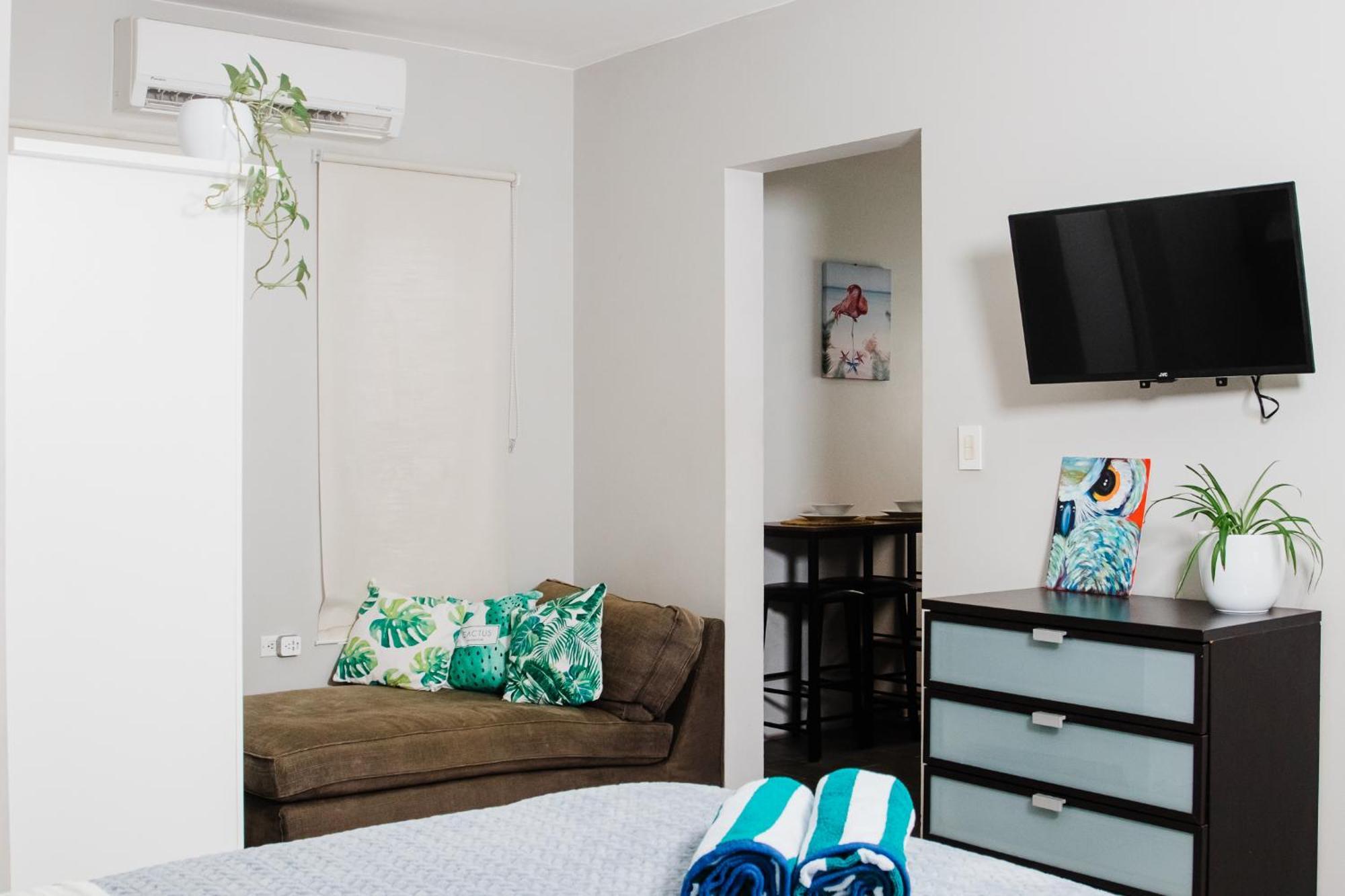 NEW private FLORA FAUNA Apt #84 Palm Beach Exterior foto